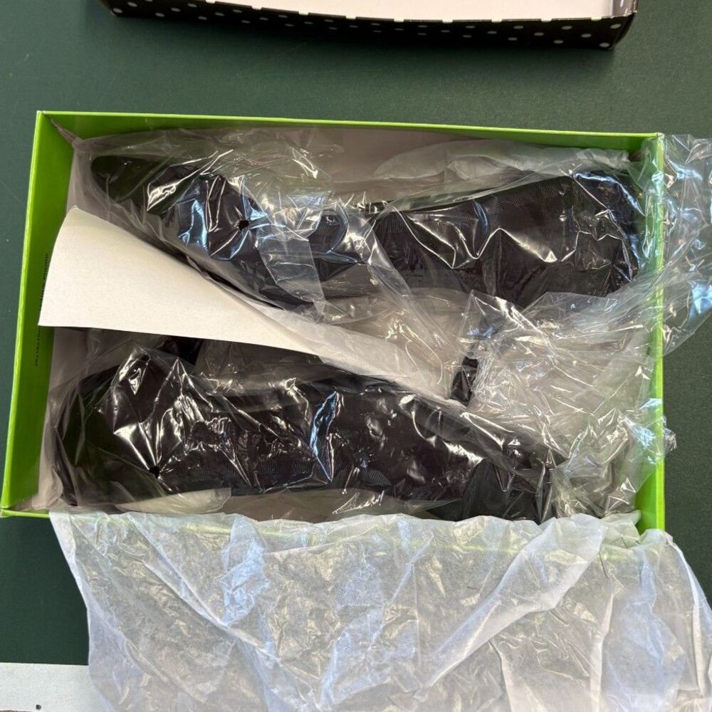 Kelly & Katie "Stacey" Black Kitten Heel Pumps